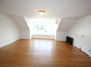 127 W High St APT 2, Carlisle, PA 17013