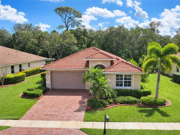 6335 Astor Pl, Vero Beach, FL 32966