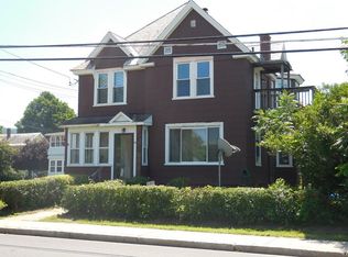 22 Pleasant St, Easthampton, MA 01027