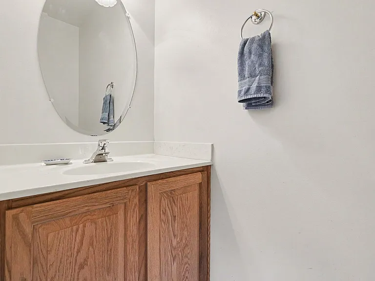 10 Piper Pl — Photo 31
