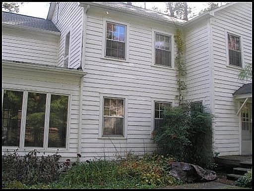 2nd image of 3051 Kenilworth Ln