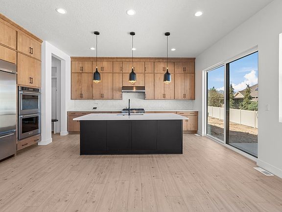 4th image of 5946 Eric Mountain Ln #103