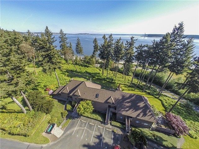 1st image of 30 Harborview Dr #1017