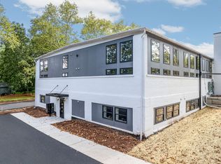 300 Penn St #206, Pennsburg, PA 18073