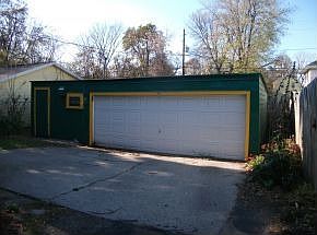 2nd image of 310 S Webster Ave