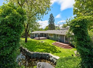 941 NE Croxton Ave, Grants Pass, OR 97526