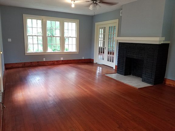 4th image of 2525 Liberty St #1