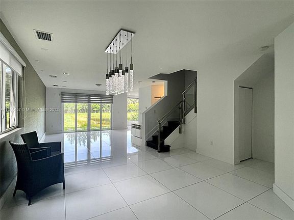 5th image of 6855 NW 103rd Ave