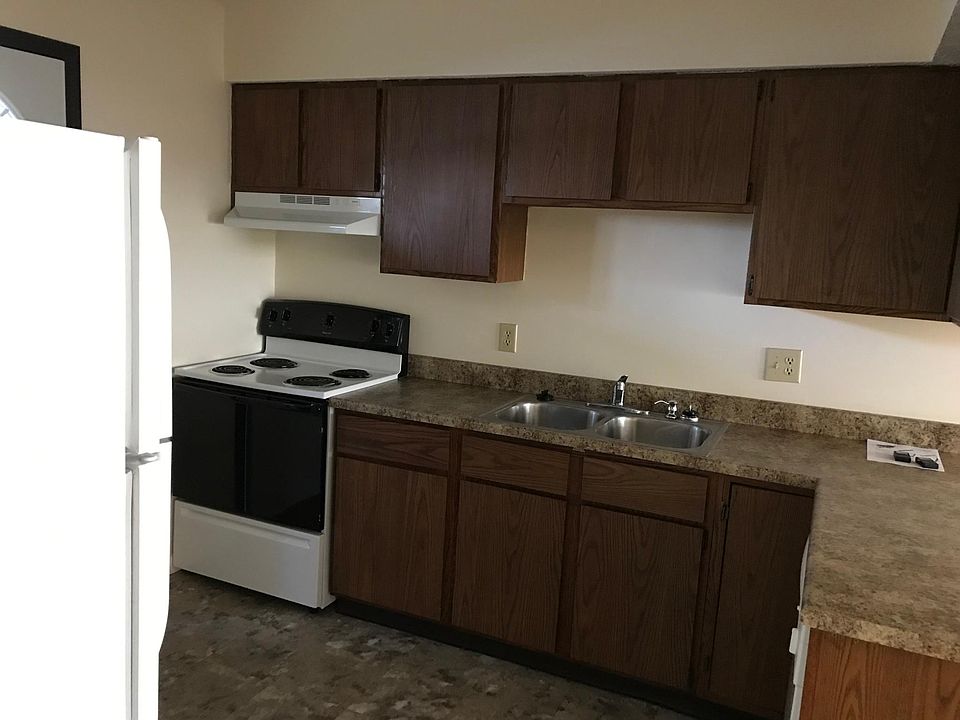 1st image of 1151 Redbluff Dr