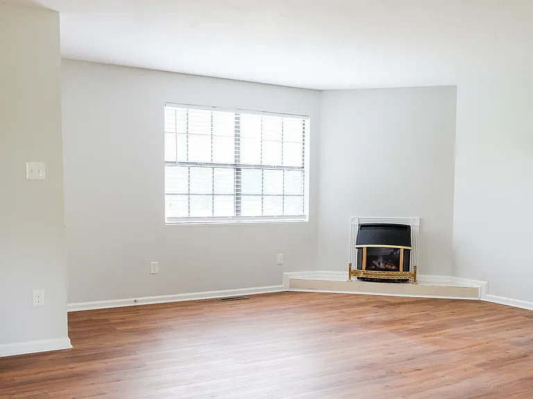 420 Eddy Ln #A — Photo 6