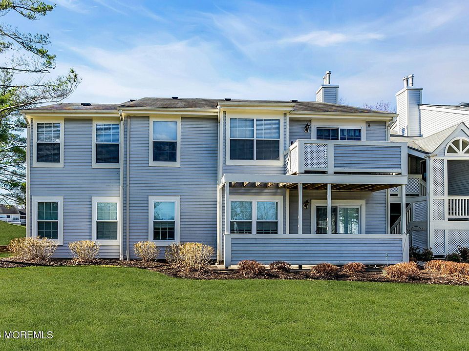 1st image of 402 Brookview Court