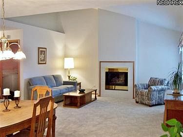 2nd image of 20388 Berkshire Cir