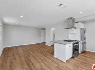 5847 Willoughby Ave APT 8, Los Angeles, CA 90038
