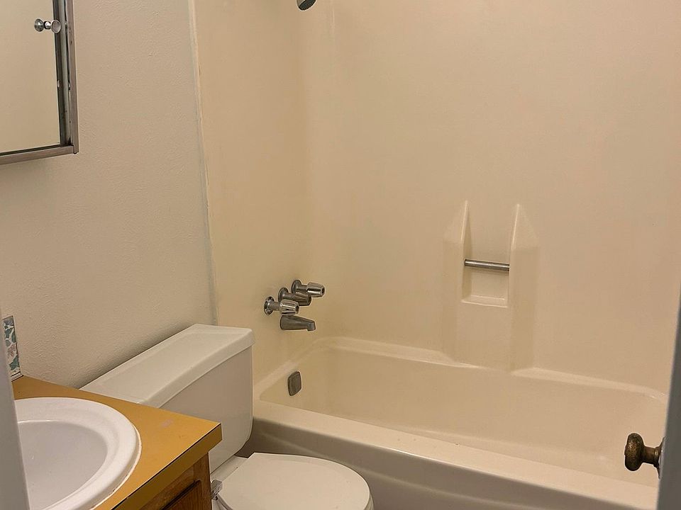 1st image of 1125 Wales Dr APT A