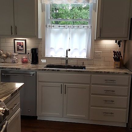 4th image of 101 Sandalwood Ct