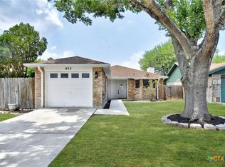 833 Bellaire Dr, New Braunfels, TX 78130