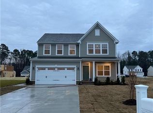 111 General Longstreet Dr, Suffolk, VA 23434