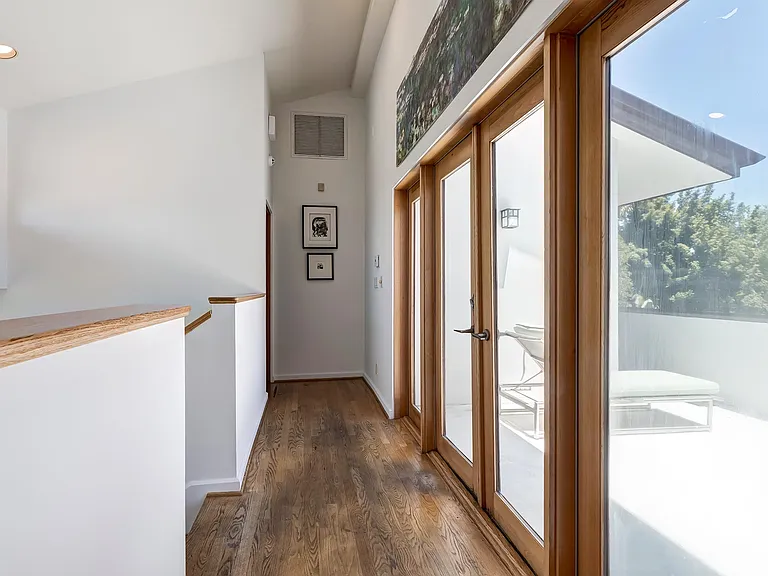 1414 Summitridge Dr — Photo 3