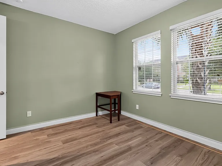 6536 Calamondin Dr — Photo 11