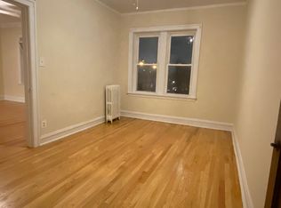 6505 Cermak Rd #221, Berwyn, IL 60402