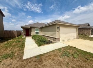 7623 Stud Dr, Elmendorf, TX 78112