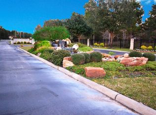 17855 Roundup Dr, Waller, TX 77484