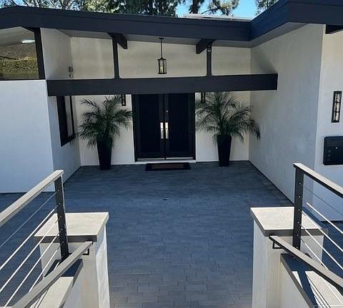 2nd image of 2754 Mountain Pine Dr
