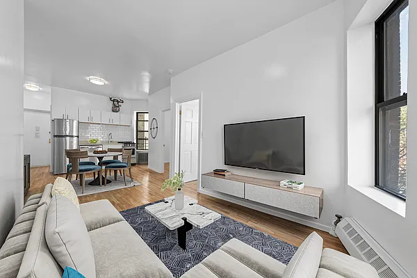 Rented by REAL New York | media 3