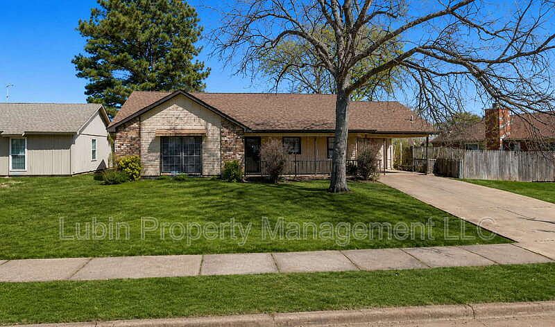 1st image of 6830 Kirby Arms Dr