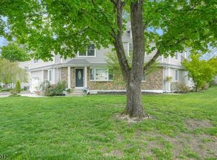 30 Oakley Way, Wayne Twp., NJ 07470