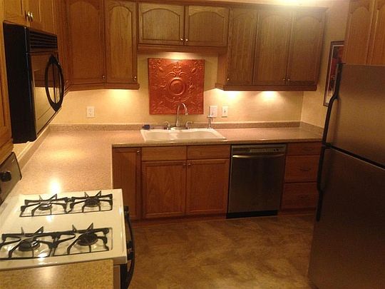 5th image of 3223 Lasker Ave