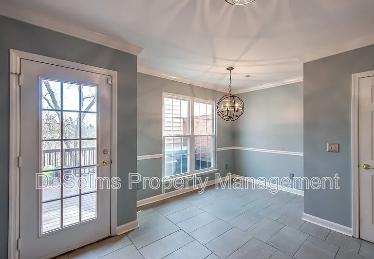 1625 Brentwood Pointe — Photo 13