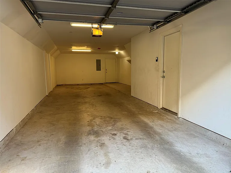 11315 Main St #1302 — Photo 18