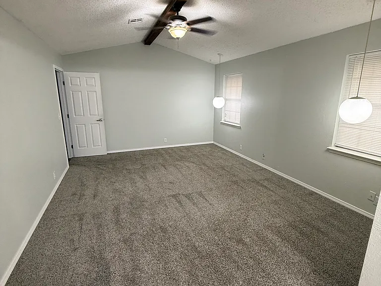 3616 NE 140th Terrace Ct — Photo 13