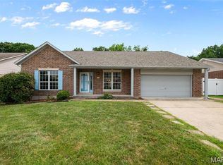 7 Wampler Dr, Arnold, MO 63010