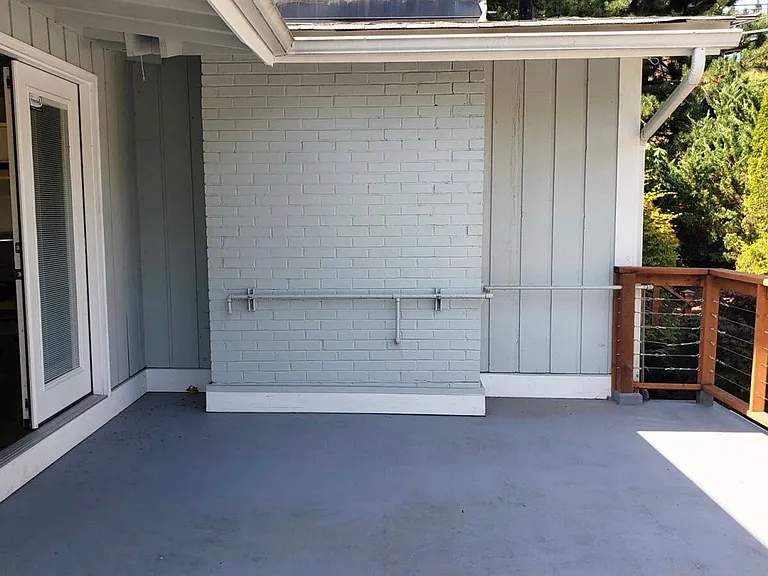 3720 Vernhardson St — Photo 14