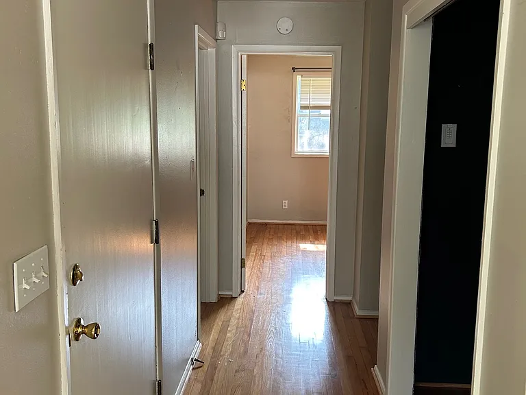 377 Pinehurst Dr — Photo 4