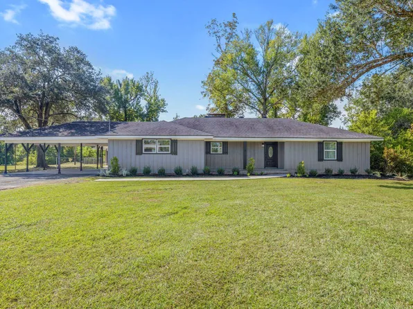 1967 Cherokee Dr, Lake Charles, LA 70611