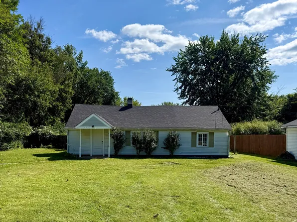 433 E 54th St, Anderson, IN 46013
