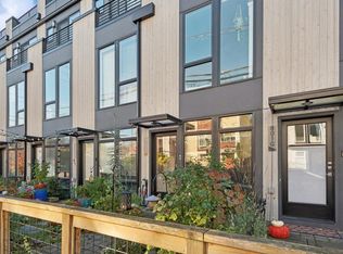 801 NW 50th St #F, Seattle, WA 98107