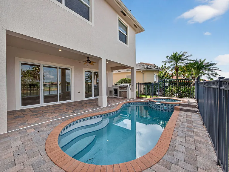 12054 Aviles Circle Palm — Photo 38