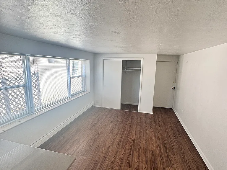 80 S Washington St #3 — Photo 2