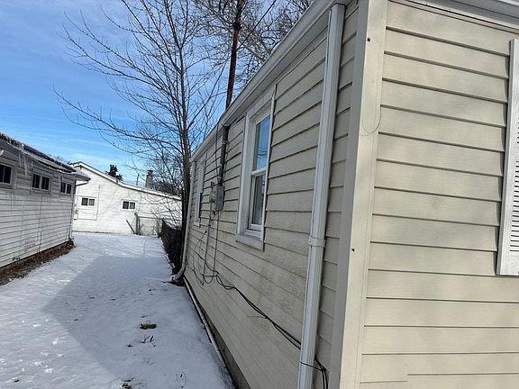 2nd image of 410 Hilliard Rd