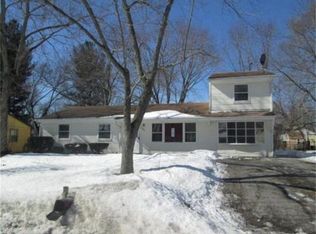 714 Capitol Rd, Valparaiso, IN 46385