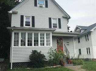 496 Blossom Rd, Rochester, NY 14610