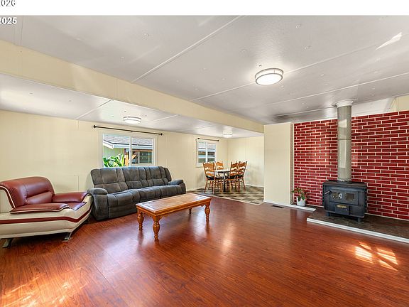 2nd image of 8951 SE Fuller Rd Unit 7