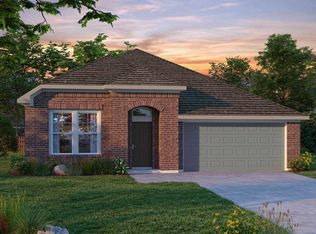 8617 Keeneland Dr, Fort Worth, TX 76120