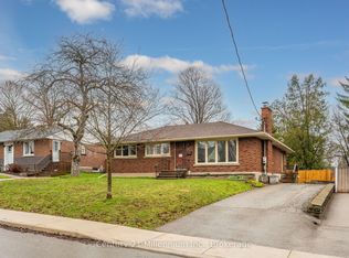6 Earlscourt Cres, Woodstock, ON