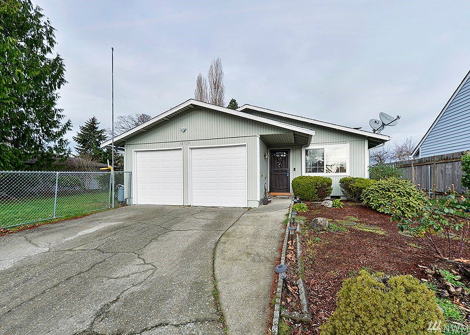 1st image of 10720 SE 201st St