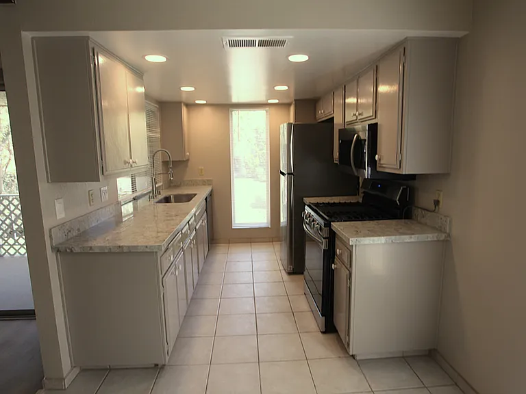 6878 Navajo Rd #106 — Photo 6
